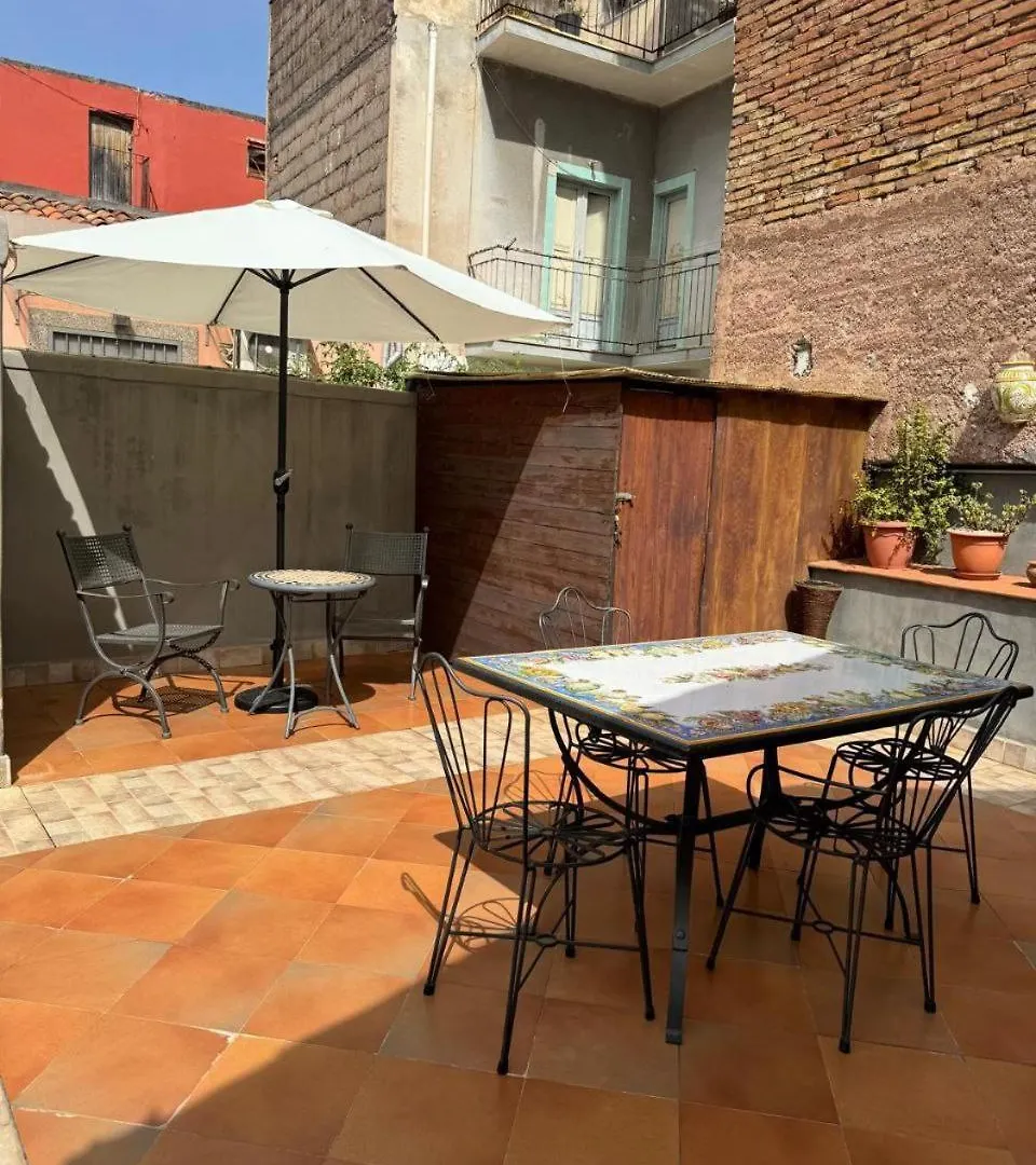 Apartament La Casa Del Mulino Katania 0*,  Włochy