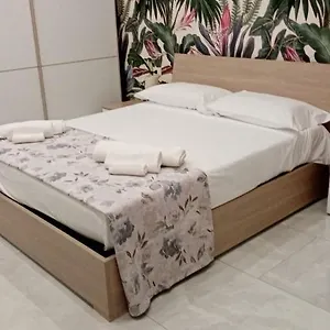 https://dimora-nase-e-can-napoli.hotels-amalfi.com