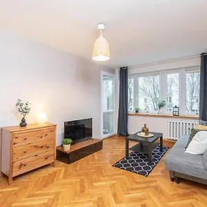Superapart Piwarskiego 16 Warszawa